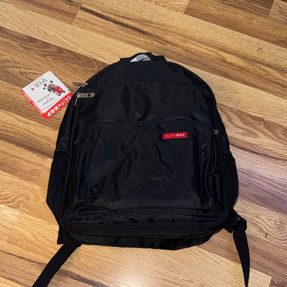 Skip Hop Jet Black  via  diaper Backpack NWT - Picture 4 of 13